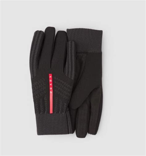 [NEWS] IMPORTANT !!! DAVIES' Prada Gloves (Check Comments)